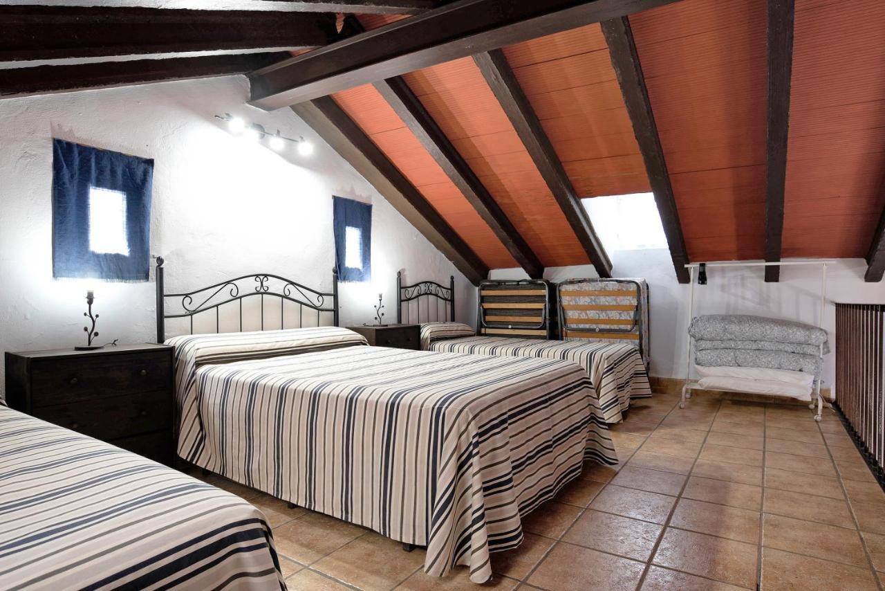 Casa Mari Carmen 1 *