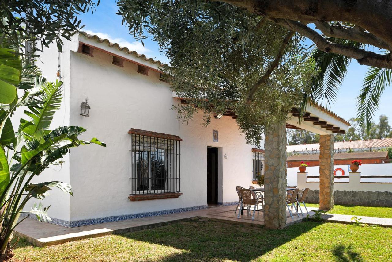 Casa Mari Carmen 1 *
